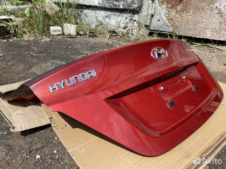 Крышка багажника Hyundai Solaris