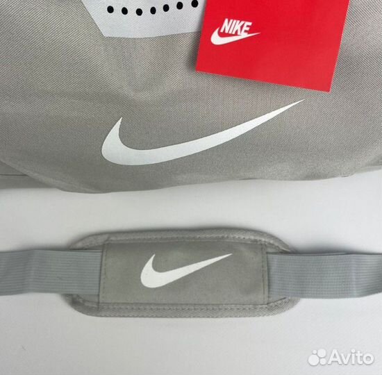 Спортивная сумка Nike