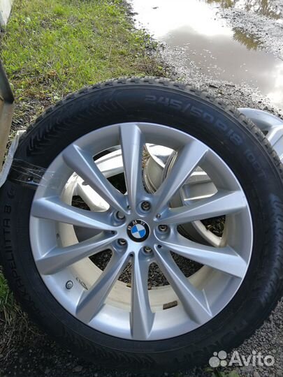 R18 Nokian Tyres Hakkapeliitta 8 245/50, PCD 5x112 DIA 66.6