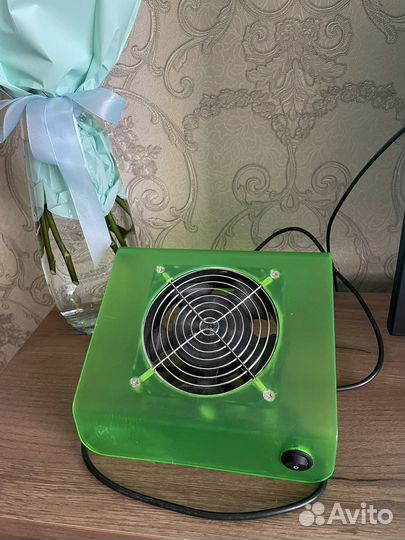 Вытяжка для маникюра