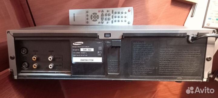 Видеомагнитофон Samsung SVR-253