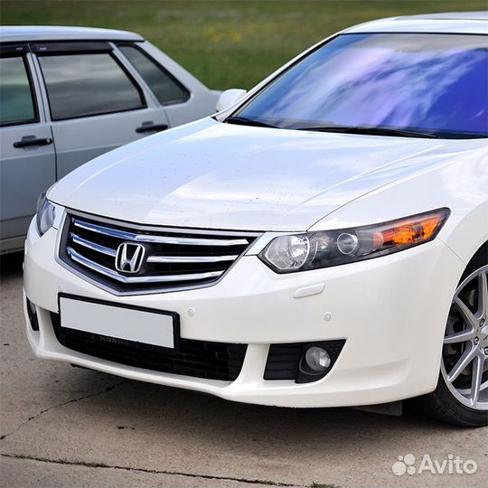Бампер передний в цвет Honda Accord 8 (2007-2011)