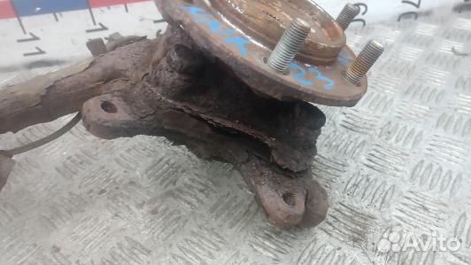 Ступица передняя правая toyota hilux RN70 (NNK23N901)