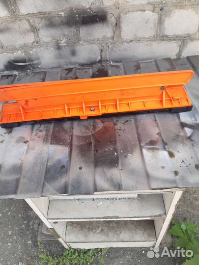 Знак аварийной остановки mercedes