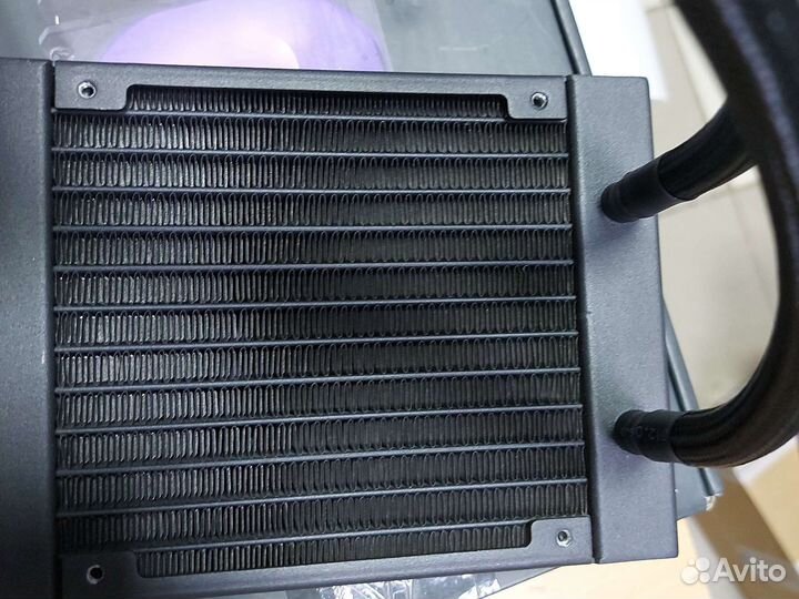 Водяное охл. Cooler Master ml120l v2 rgb не крутит