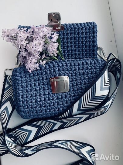 Вязаная сумка кросс-боди