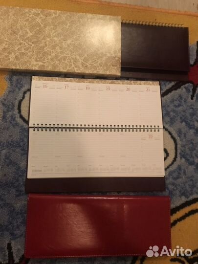Ежедневники, блокноты новые