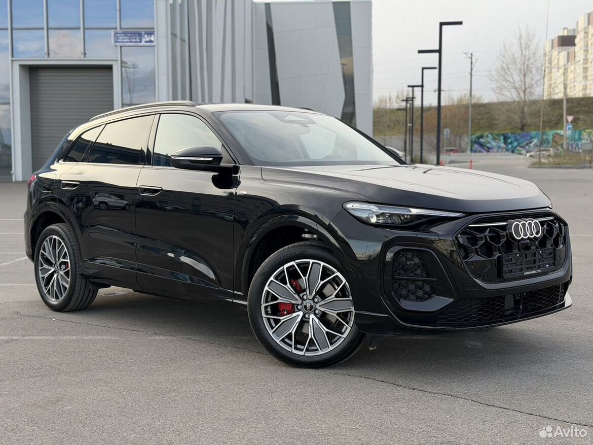Audi Q5L 2.0 AMT, 2026, 25 км