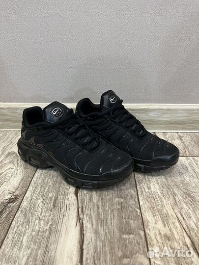Кроссовки Nike air max tn plus triple black