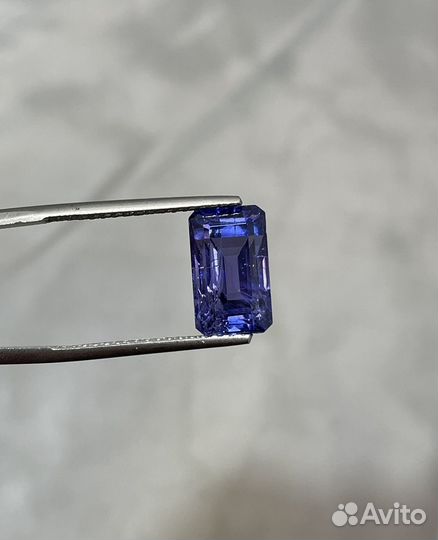 Танзанит 9,3 кт