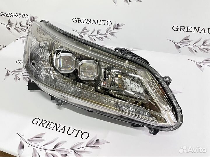 Фара правая Led диодная Honda Accord 9 13-16