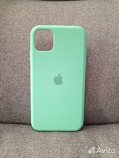 Чехол на iPhone 11