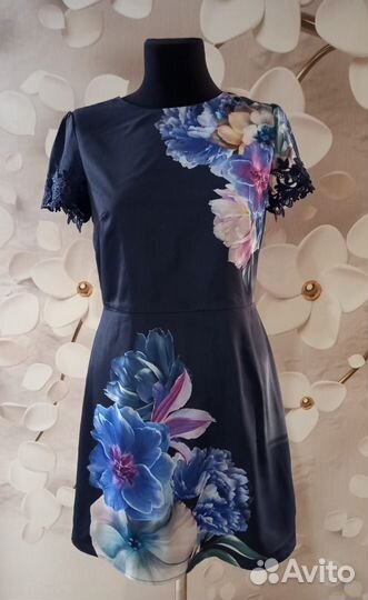 Нарядное платье