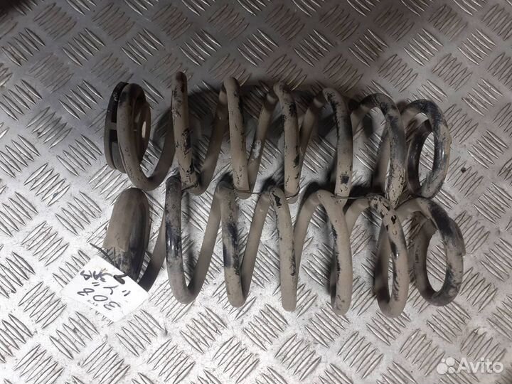 Пружина задняя Peugeot 308 универсал