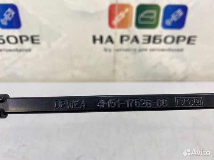 Щетка стеклоочистителя передняя правая Ford Focus