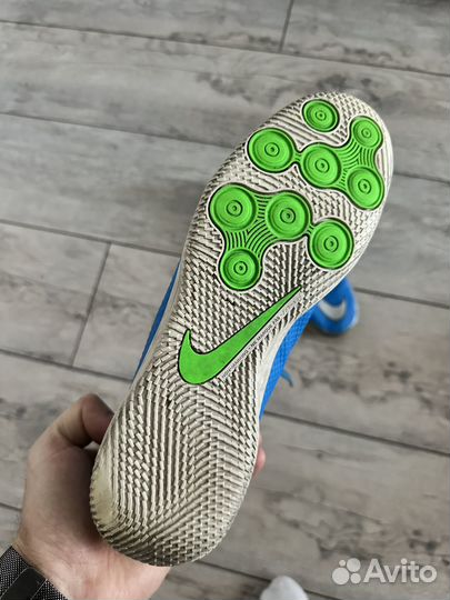 Футзалки nike phantom