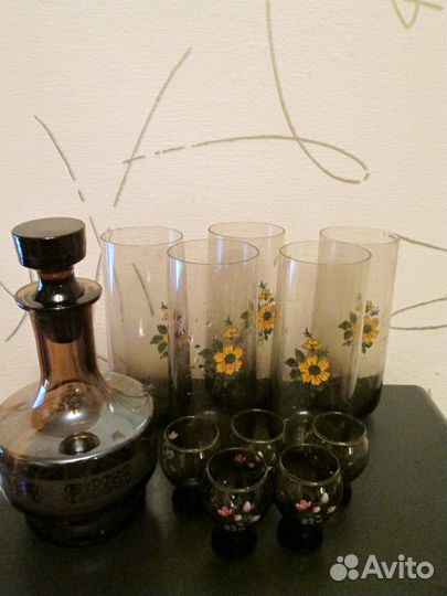 Графин, бокалы и рюмки