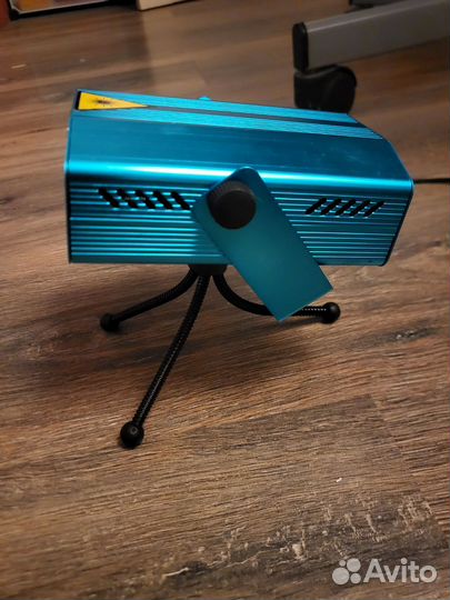 Лазерный проектор