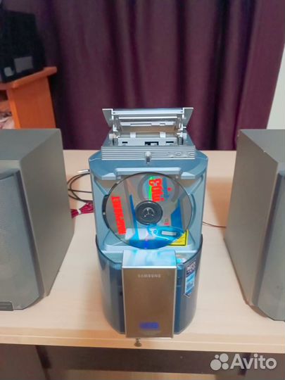 Музыкальный центр Samsung MM-ZL7