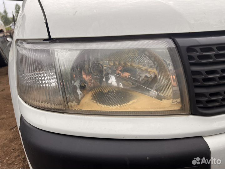 Фара передняя правая toyota probox