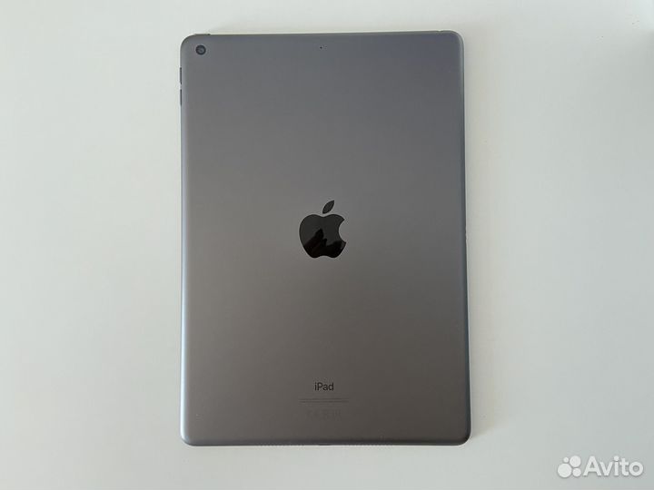 iPad 8 поколения 2020, 32 гб