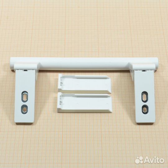 Ручка двери холодильника Liebherr, код 909603600