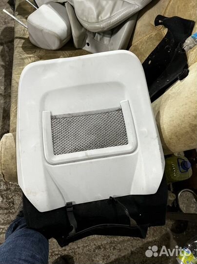 Спинка передней правой сидений Рендж Ровер Эвок