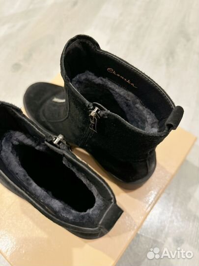 Зимние женские ботинки Эконика 37 (новые)