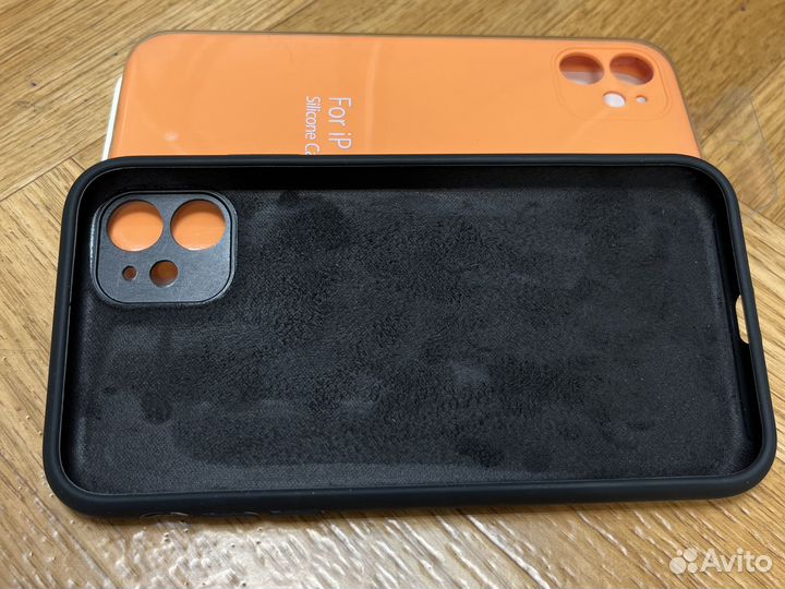 Чехол на iPhone 11