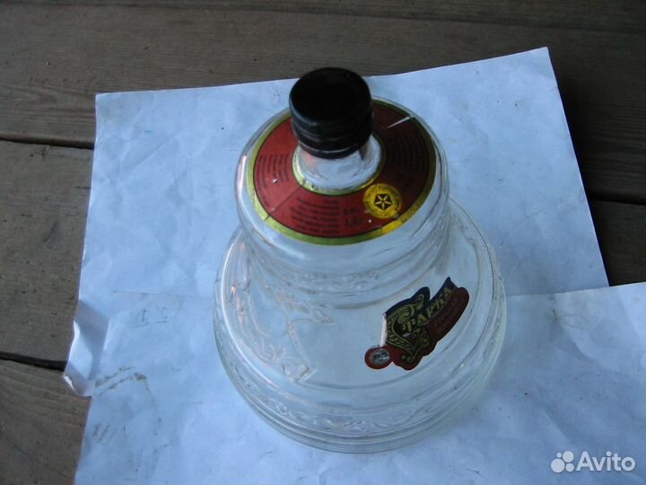 Бутылка в виде колокола 1 литр