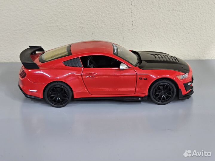 Модель машины Ford Mustang Красный 1:24 металл