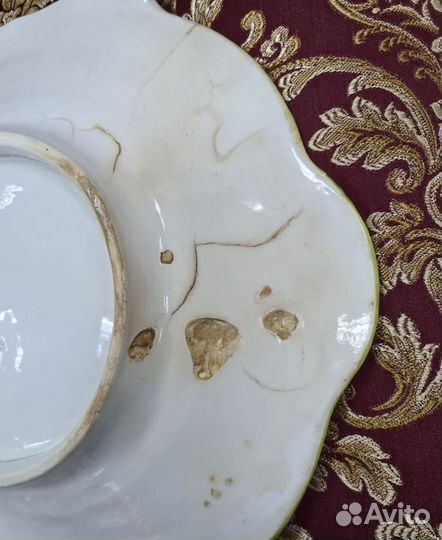 Блюдо старинное. Тарелка. Сухарница с полотенцем