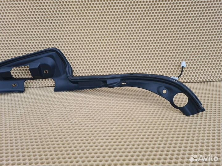 Датчик (накладка) крышки багажника задний левый