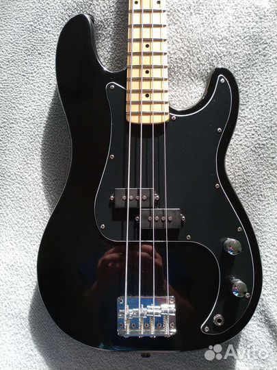 Fender precision bass Корея(копия)