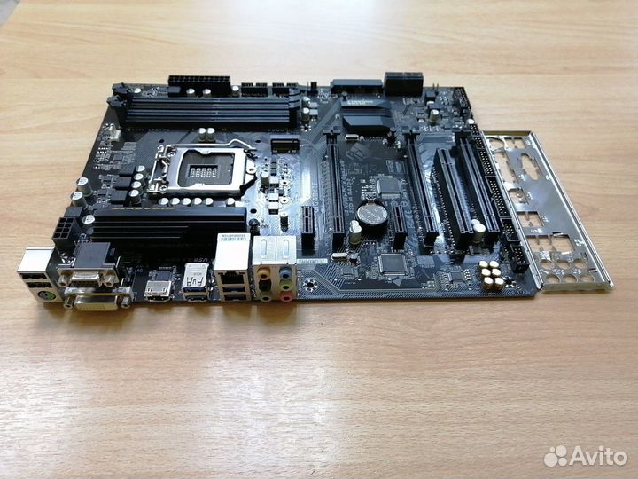 Материнская плата S1151 Gigabyte Z270-HD3