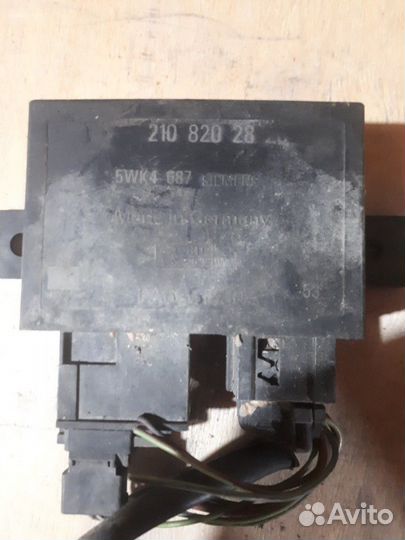 Блок управления центрального замка 210 820 28 26 м
