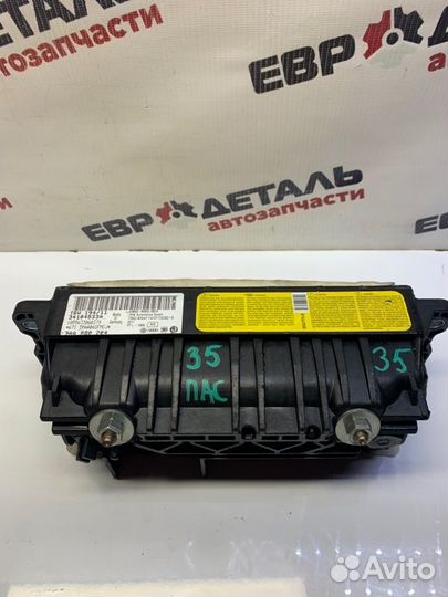 Подушка безопасности пассажира Volkswagen Passat