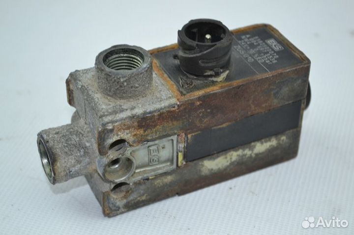 Соленоидный клапан mercedes-benz Actros MP2/MP3 18