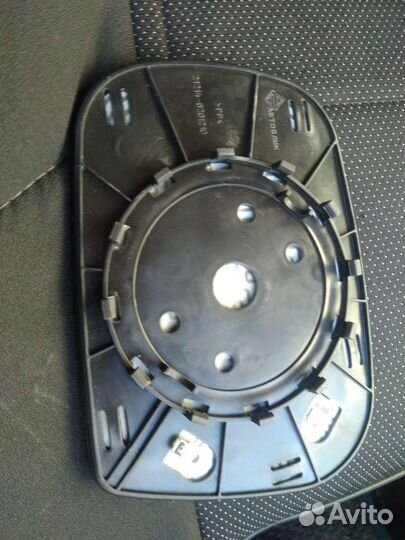 Зеркальный элемент