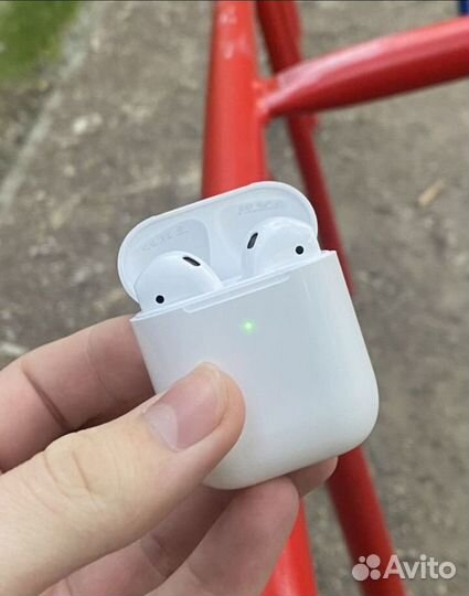 Apple airpods 2