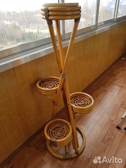 Подставка для цветов