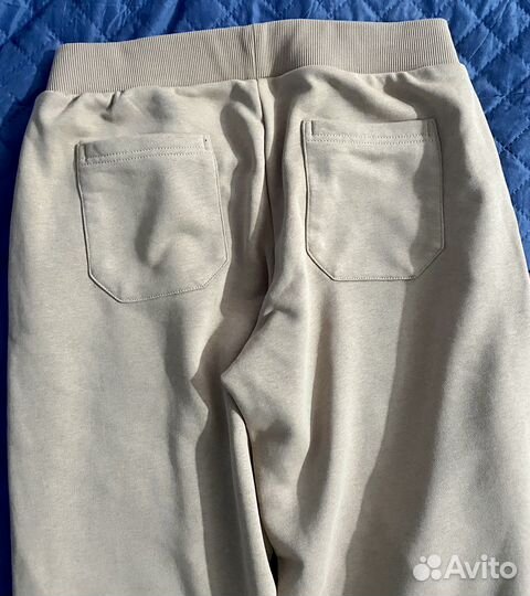 Спортивный костюм женский