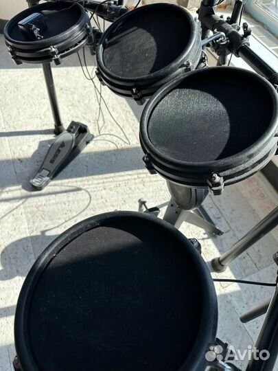 Электроная барабанная уст-ка alesis nitro mesh KIT