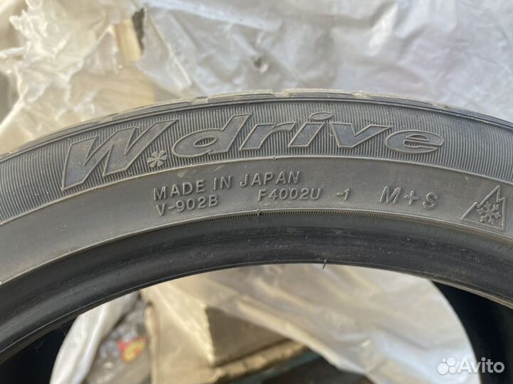 Yokohama Advan S.4 265/35 R18