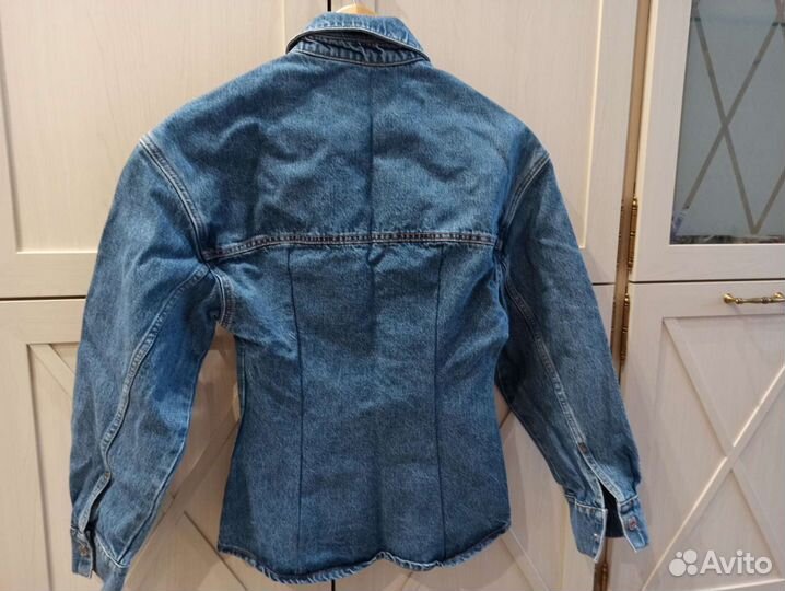Zara джинсовая рубашка новая s