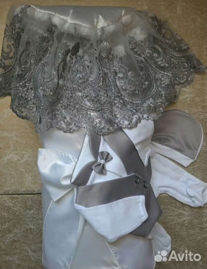 Комплект на выписку для мальчика