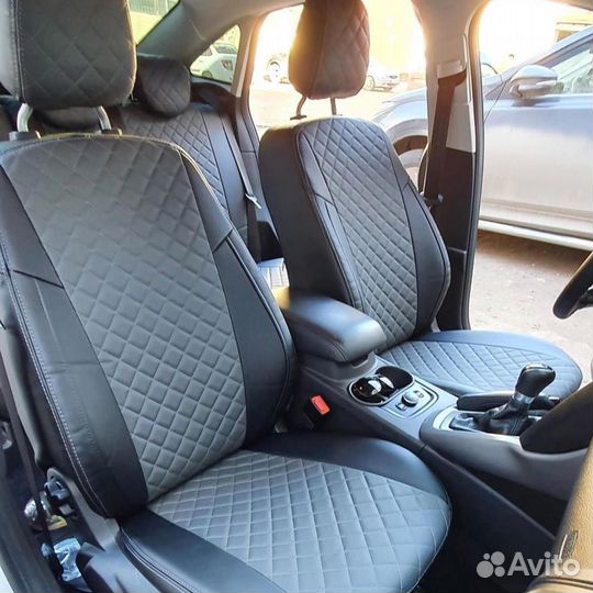 Автомобильные чехлы на Ford Focus 2 (2005-2011)