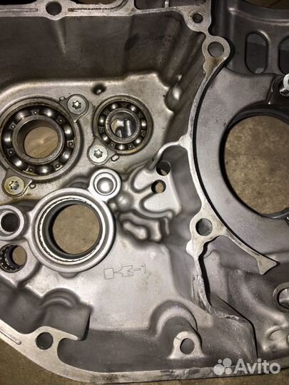 Крышка картера kx450f