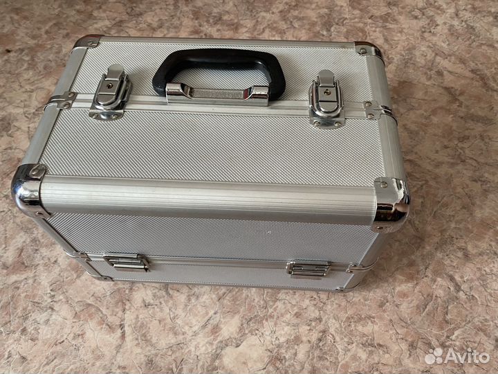 Чемодан для косметики