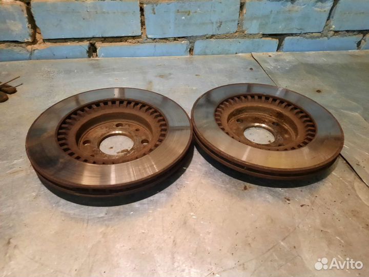 Тормозные диски R14